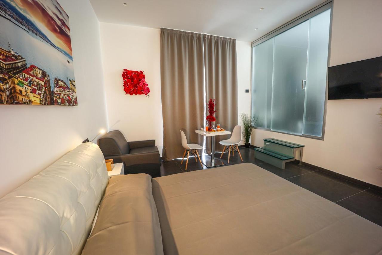Residenza San Lorenzo * Naples