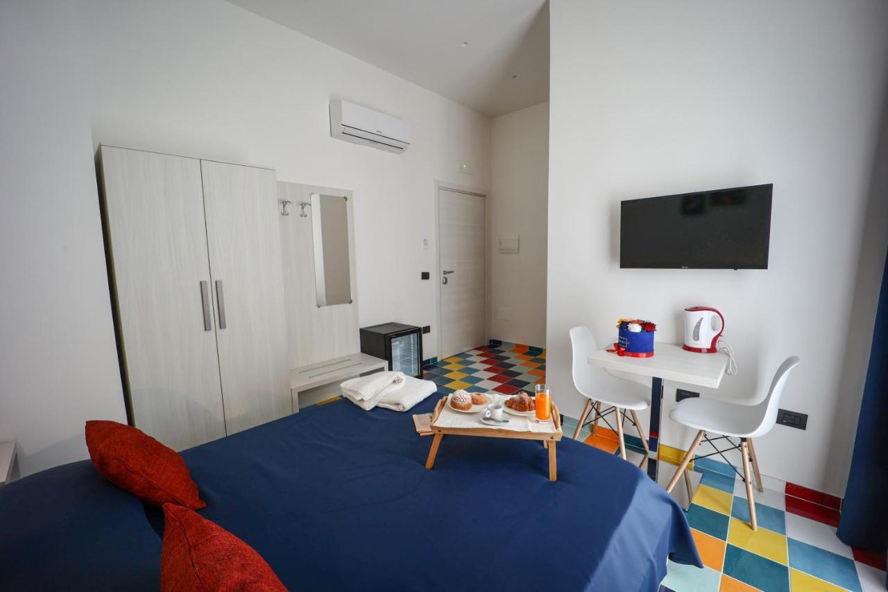 Residenza San Lorenzo Naples