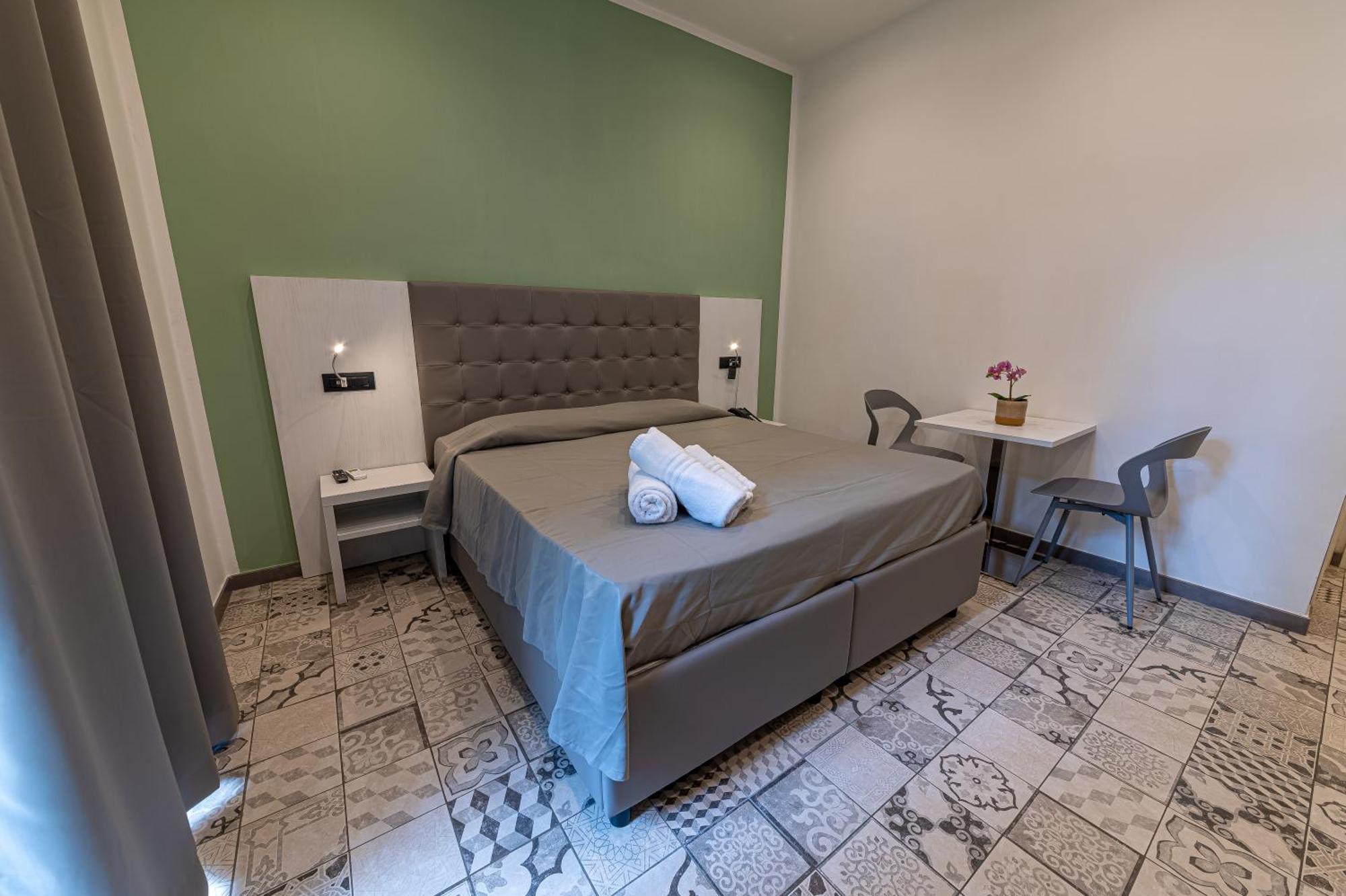 Bed & Breakfast Residenza San Lorenzo Naples